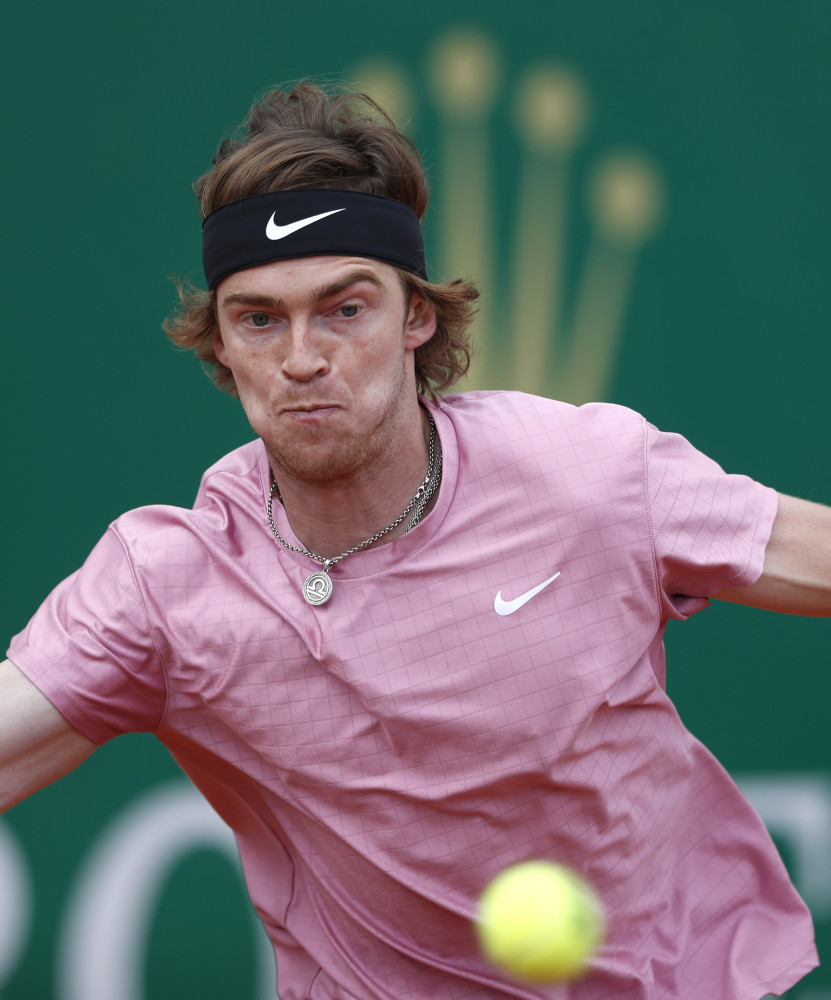 逼和包夹韩 逼和包夹韩