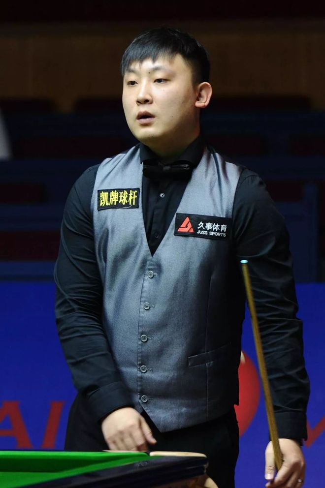 跨球场的可 跨球场的可